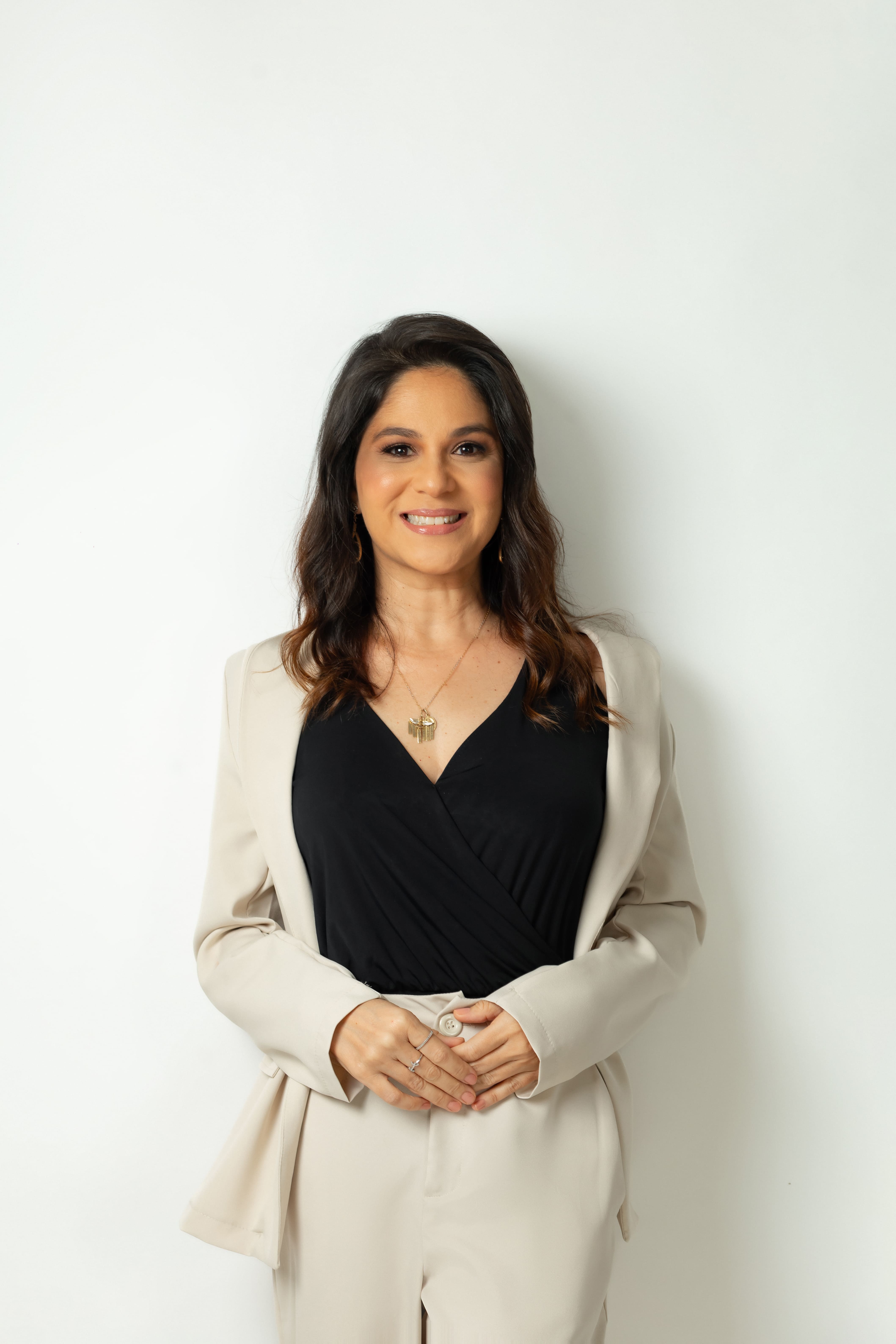 Dra. Alana Luna